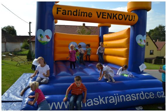 v obr atrakce pro děti