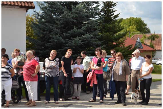 v obr slavnostní zahájení