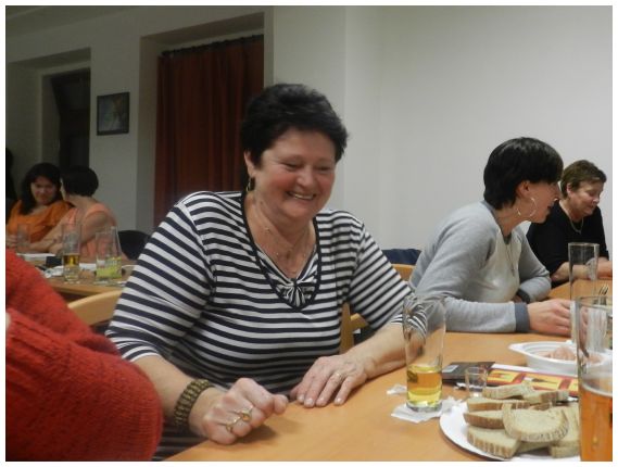 v obr pomáhali se setkáním