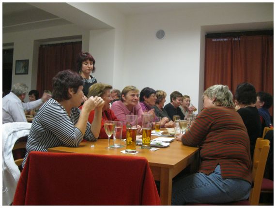 v obr pomáhali se setkáním